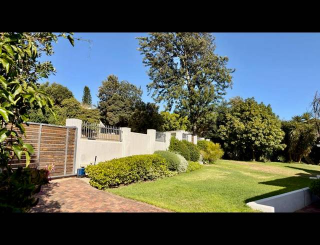 5 BEDROOM HOUSE FOR SALE IN KENRIDGE
